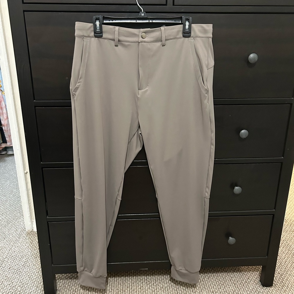 Men's Tan Pants